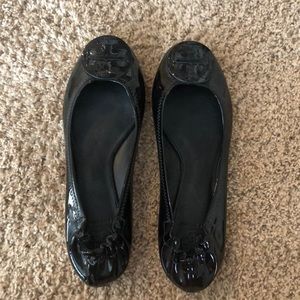 Tory Burch flats SZ 9 1/2M Black Patent leather